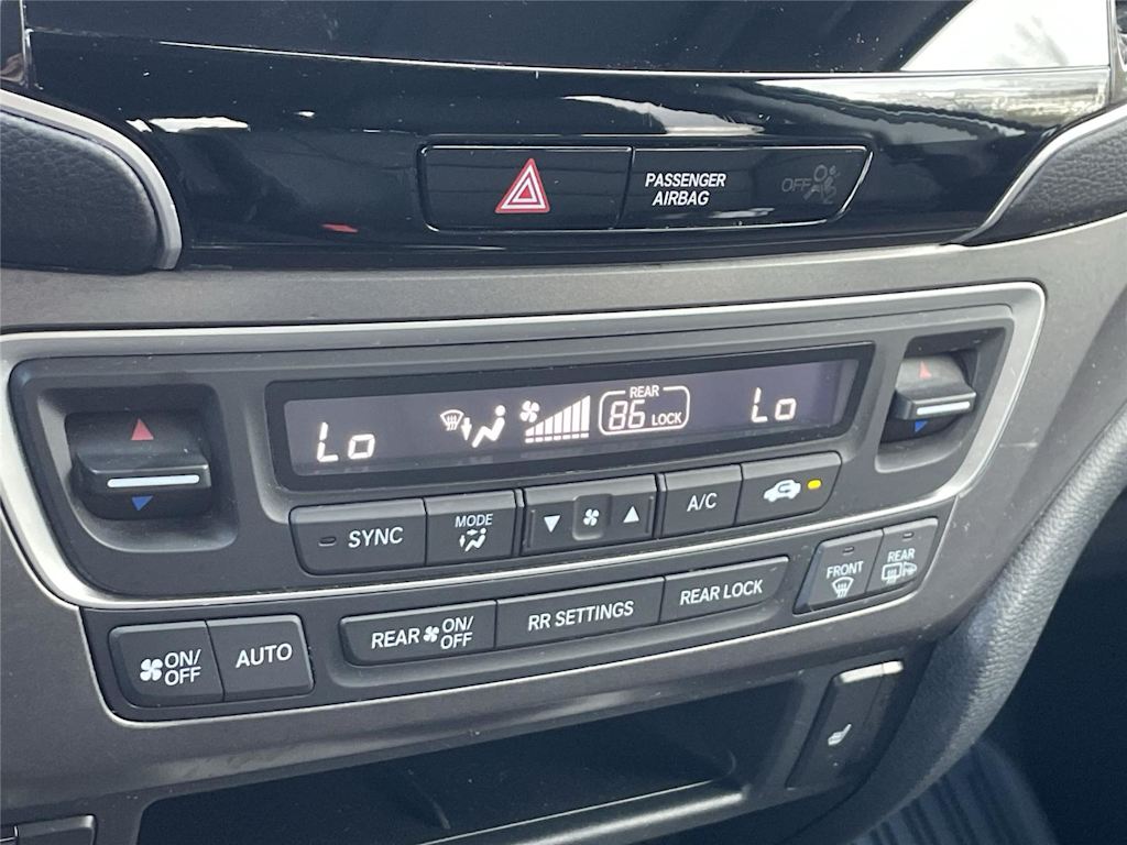 Thumbnail: 2021 Honda Pilot - 29