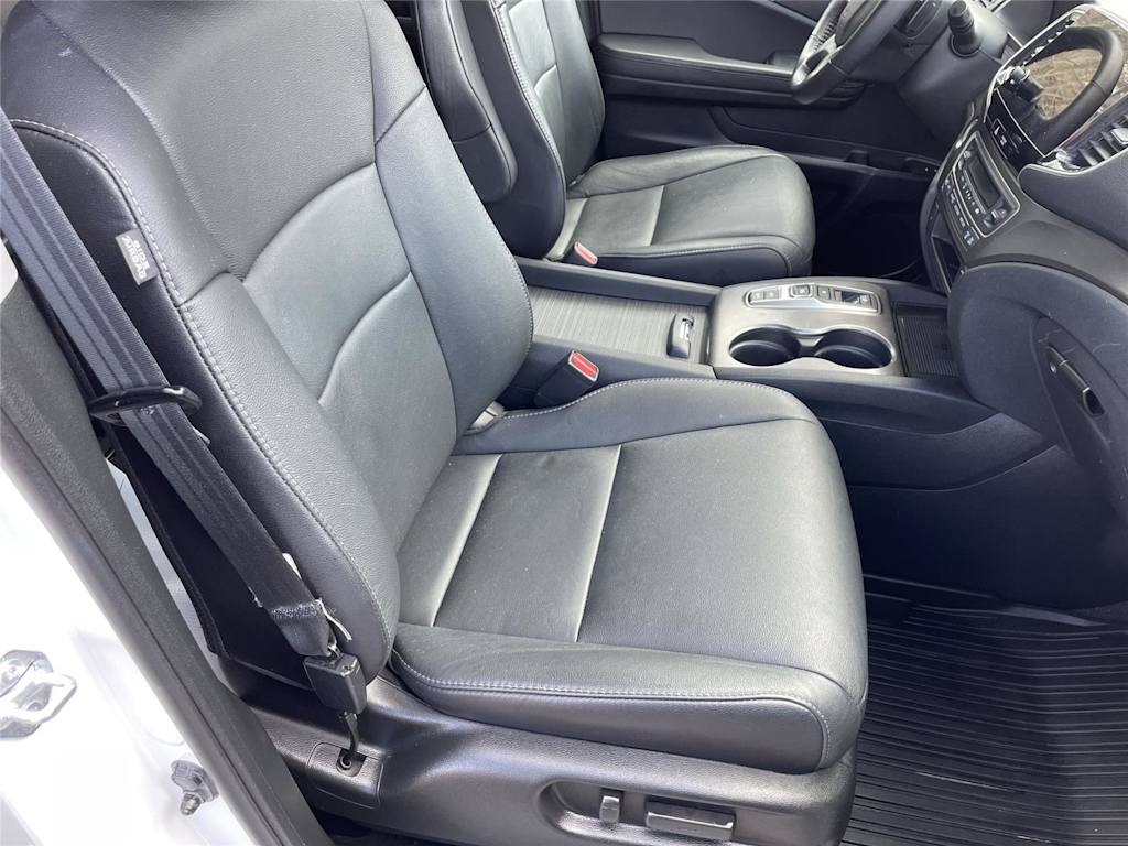 Thumbnail: 2021 Honda Pilot - 25