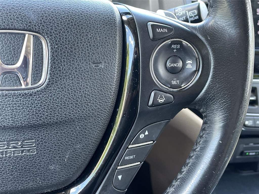 Thumbnail: 2016 Honda Pilot - 24