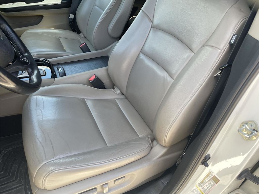 Thumbnail: 2016 Honda Pilot - 8