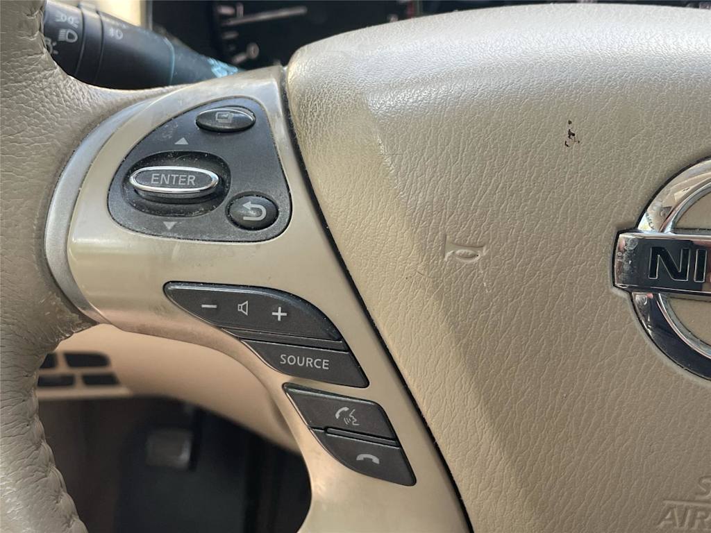 Thumbnail: 2015 Nissan Pathfinder - 19