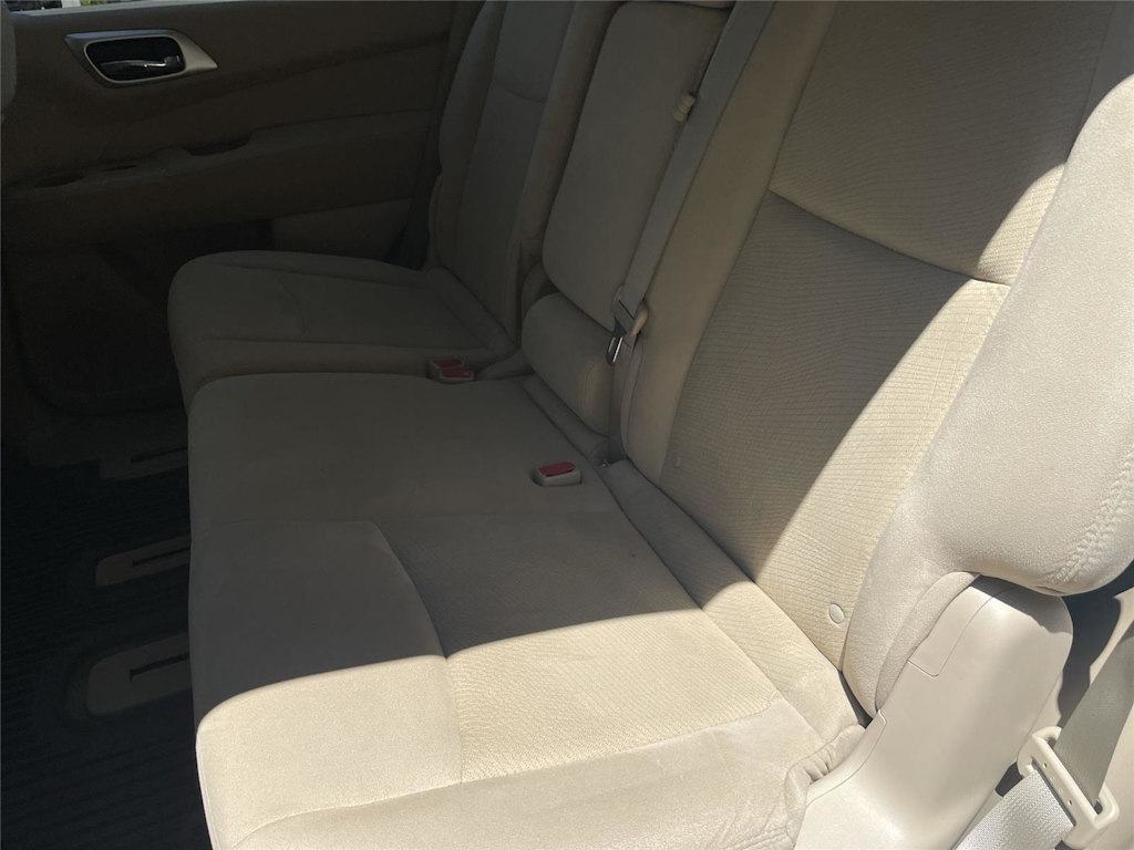 Thumbnail: 2015 Nissan Pathfinder - 7