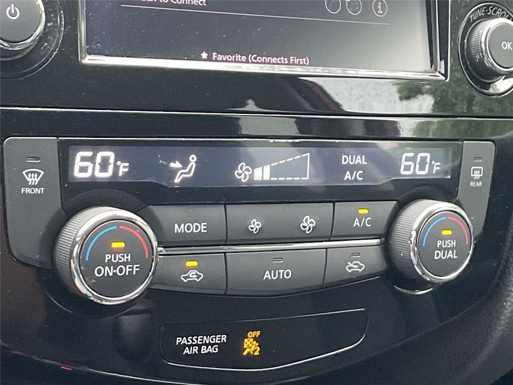 Thumbnail: 2019 Nissan Rogue - 27