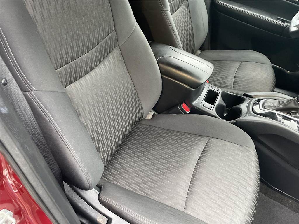 Thumbnail: 2019 Nissan Rogue - 11