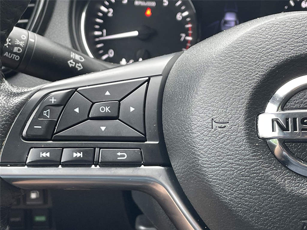 Thumbnail: 2019 Nissan Rogue - 30