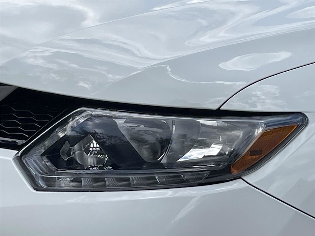 Thumbnail: 2016 Nissan Rogue - 15