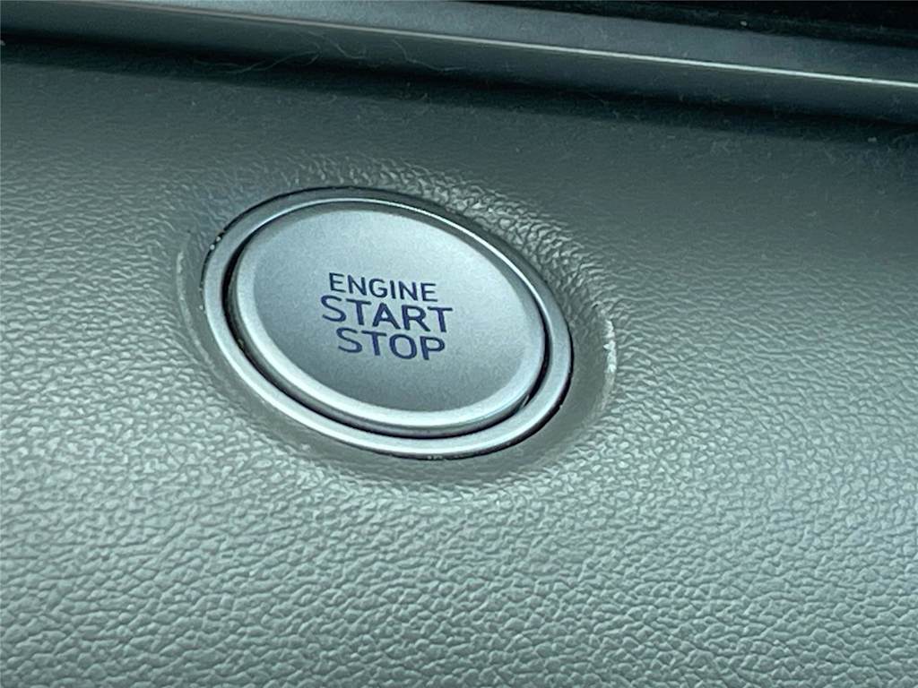 Thumbnail: 2022 Hyundai Elantra - 24