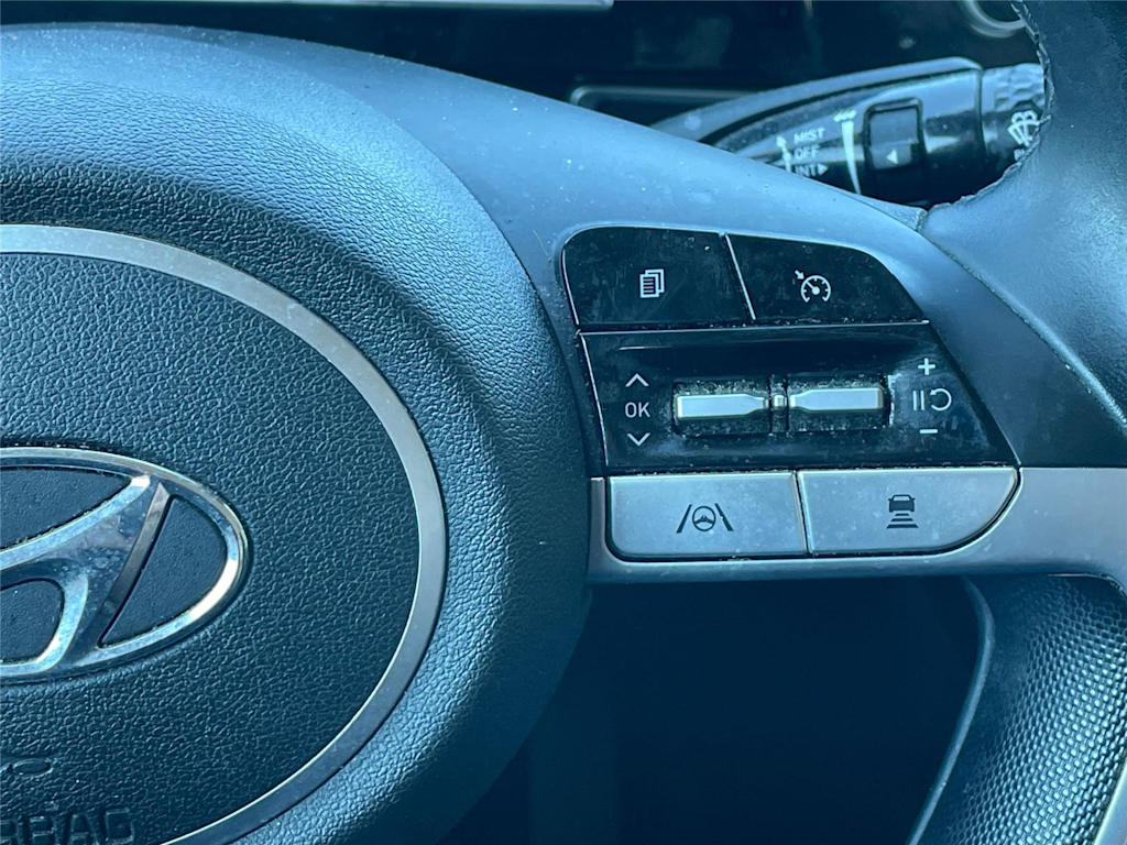 Thumbnail: 2021 Hyundai Elantra - 22