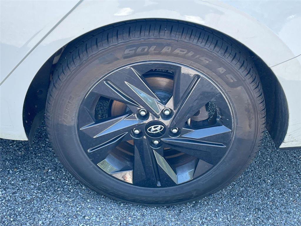 Thumbnail: 2021 Hyundai Elantra - 7