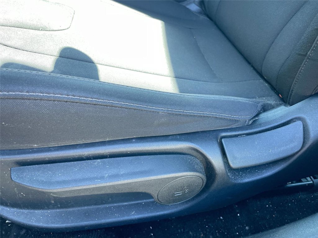 Thumbnail: 2021 Hyundai Elantra - 17