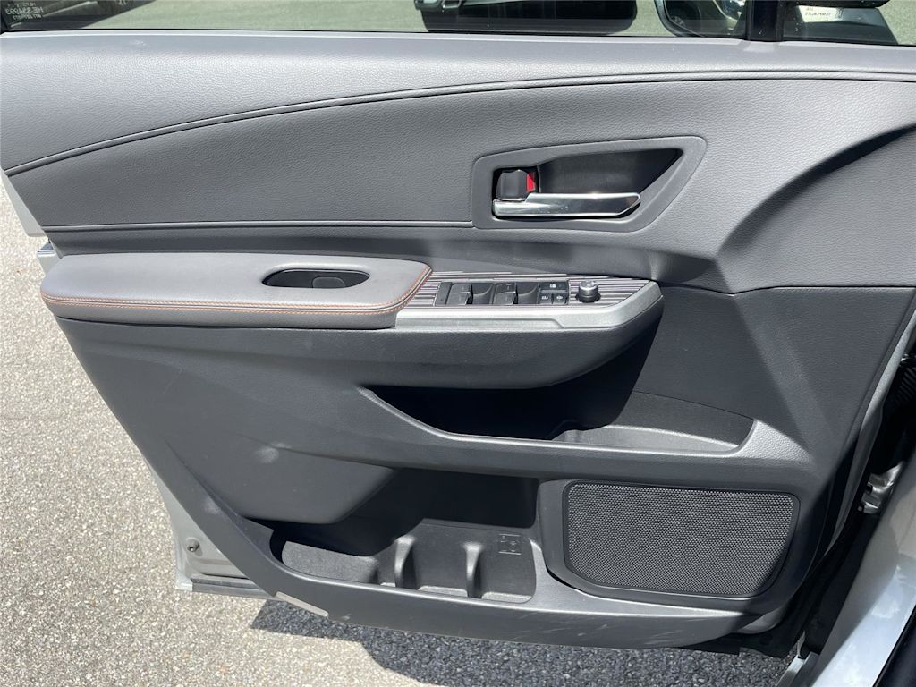 Thumbnail: 2021 Toyota Sienna - 19
