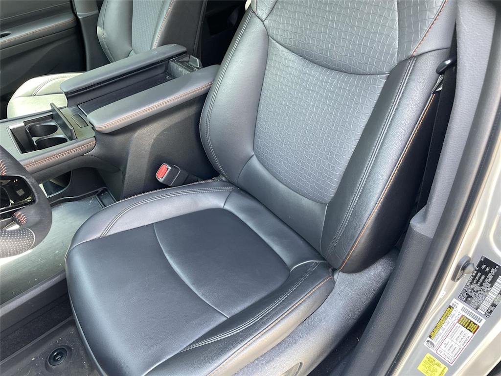 Thumbnail: 2021 Toyota Sienna - 7
