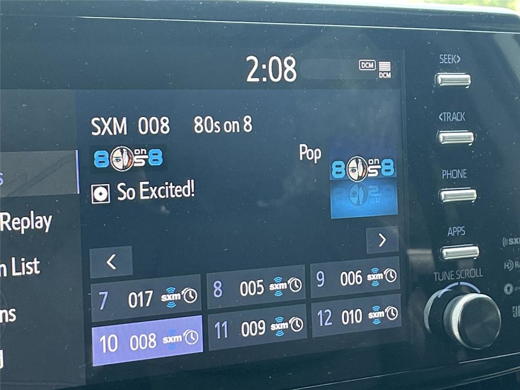 Thumbnail: 2021 Toyota Sienna - 8