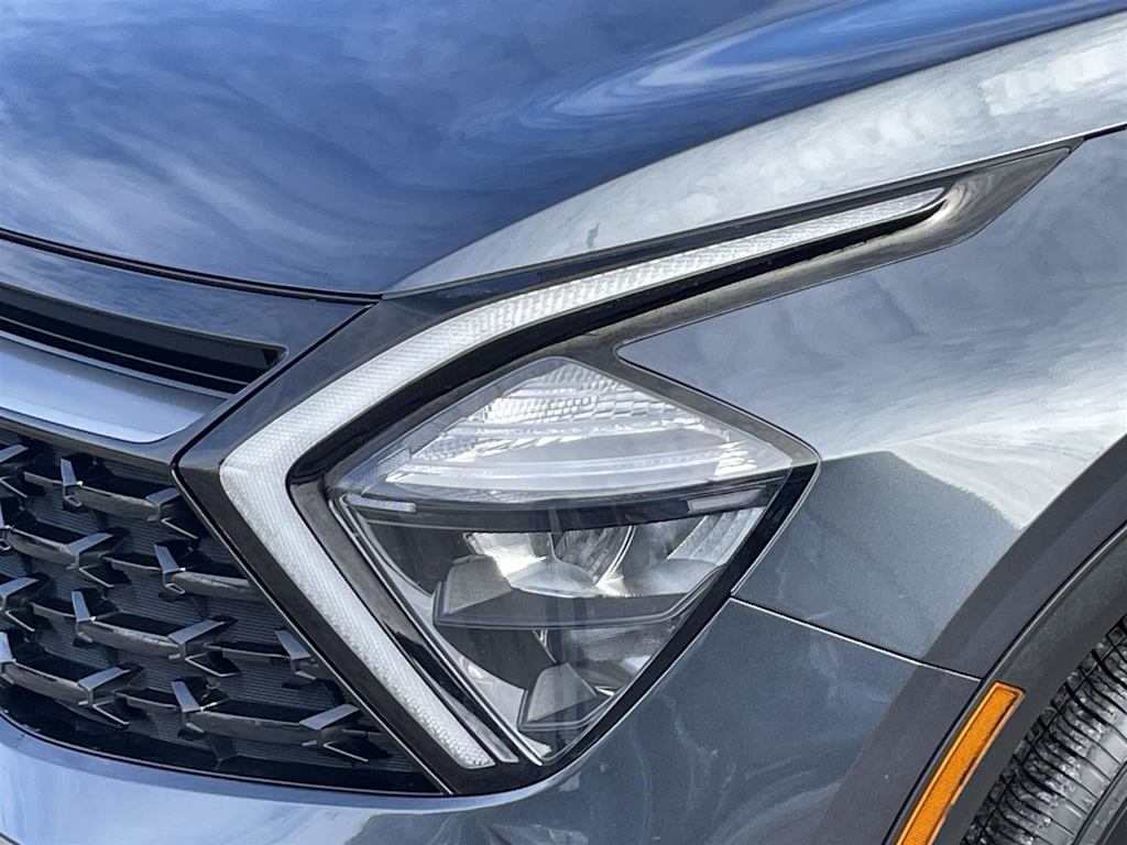 Thumbnail: 2023 Kia Sportage - 21