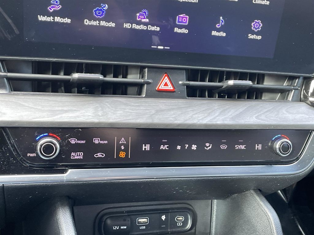 Thumbnail: 2023 Kia Sportage - 27