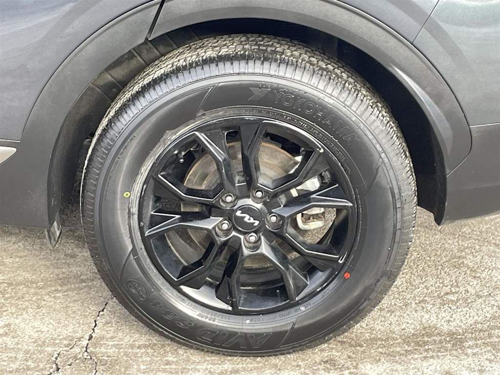 Thumbnail: 2023 Kia Sportage - 8