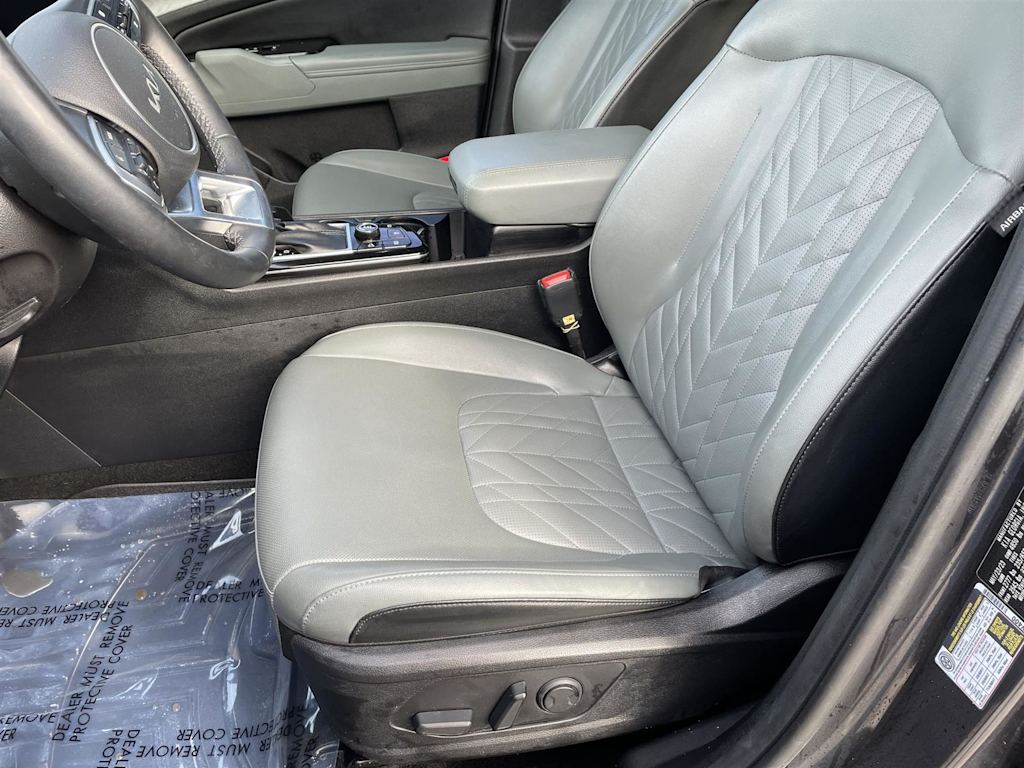 Thumbnail: 2023 Kia Sportage - 9