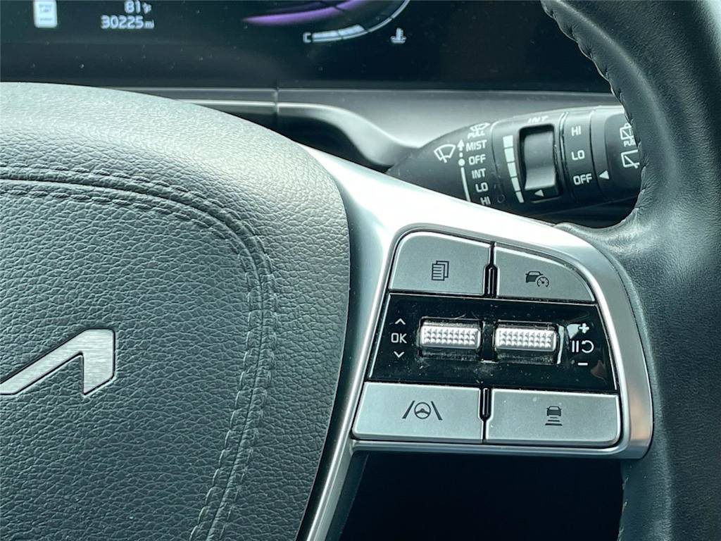 Thumbnail: 2023 Kia Telluride - 30