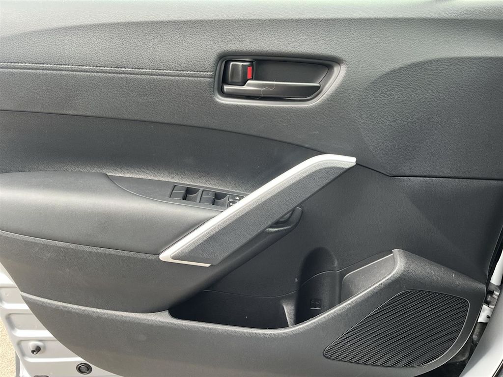 Thumbnail: 2024 Toyota Corolla Cross - 25