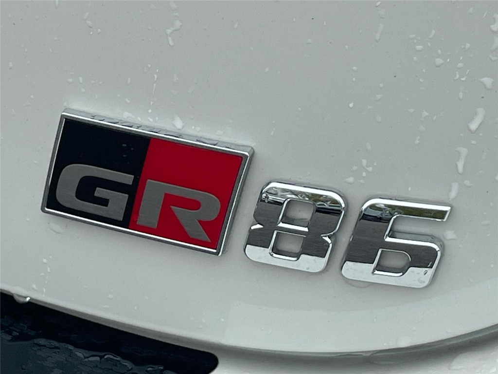 Thumbnail: 2024 Toyota GR86 - 6