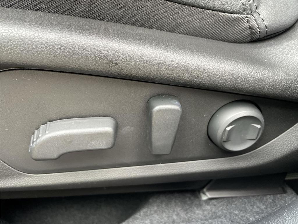 Thumbnail: 2026 Subaru Outback - 21