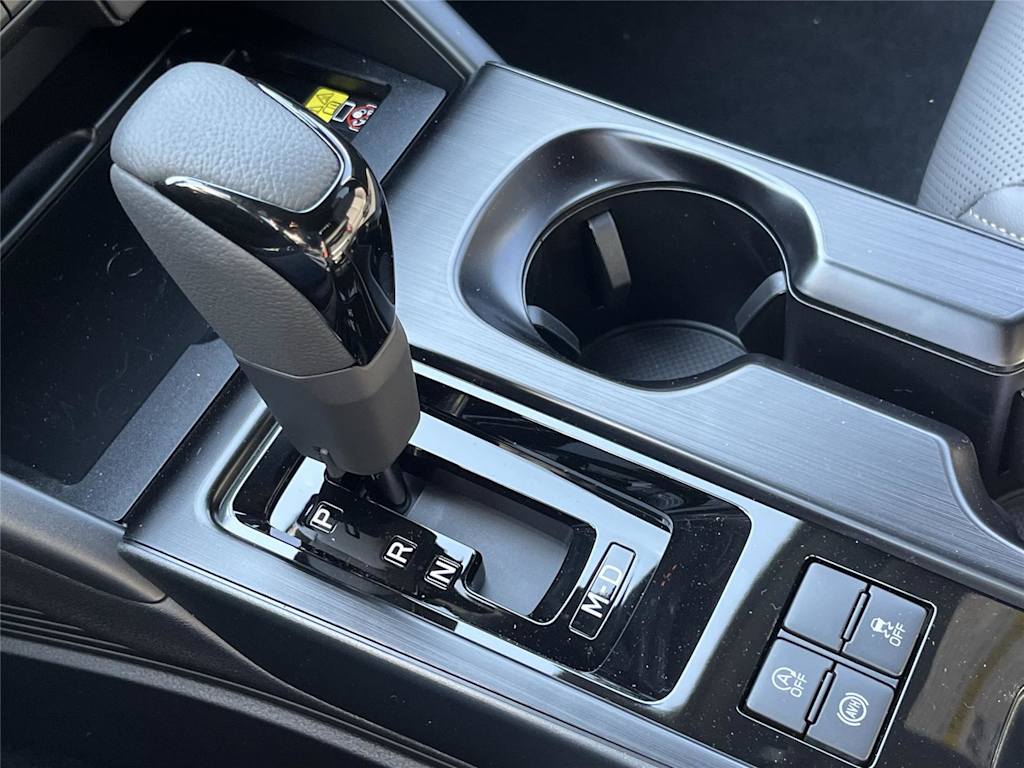 Thumbnail: 2026 Subaru Outback - 12