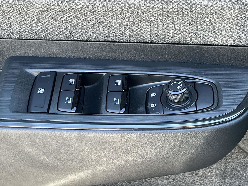 Thumbnail: 2026 Subaru Outback - 31