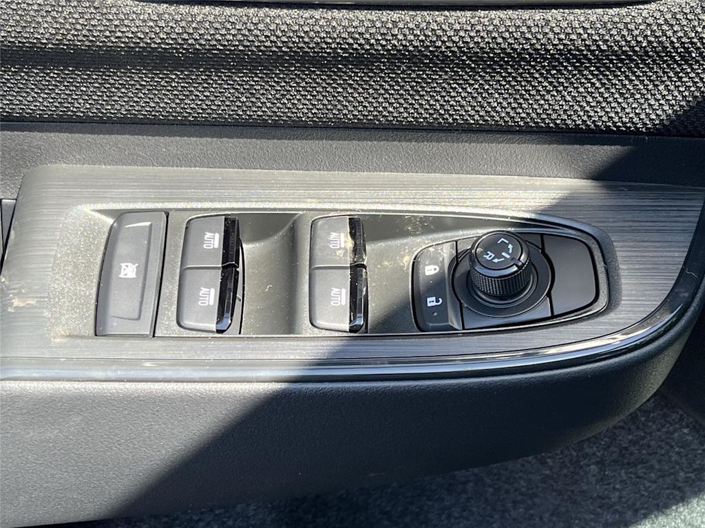 Thumbnail: 2026 Subaru Outback - 30