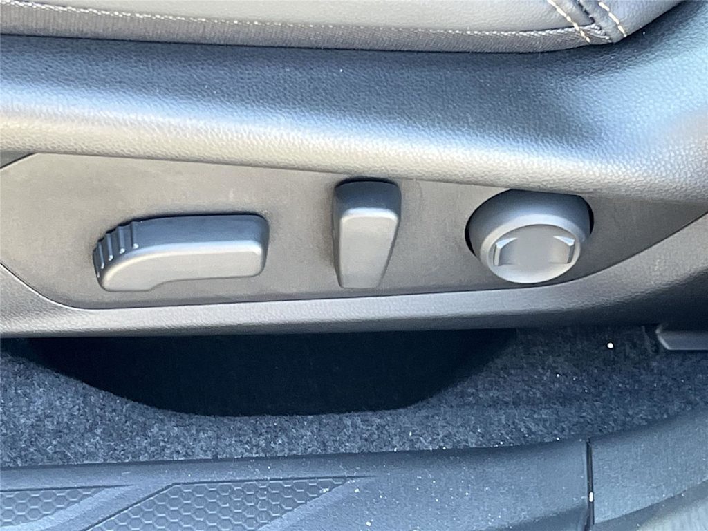 Thumbnail: 2026 Subaru Outback - 19