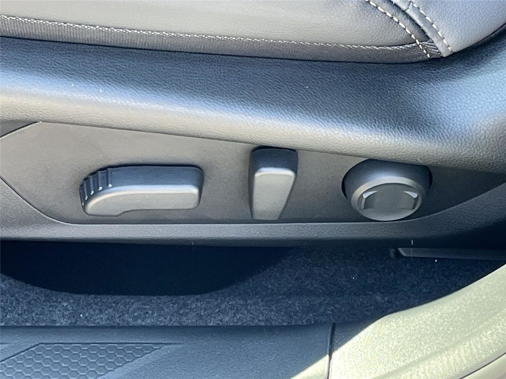 Thumbnail: 2026 Subaru Outback - 22