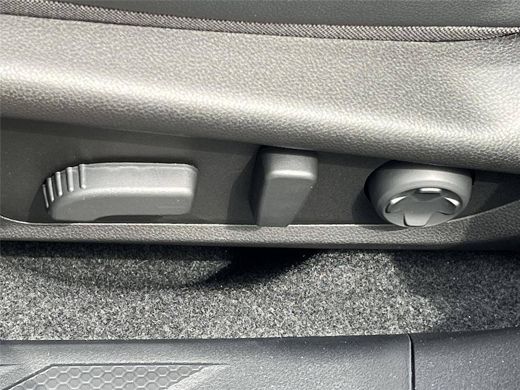 Thumbnail: 2026 Subaru Outback - 20