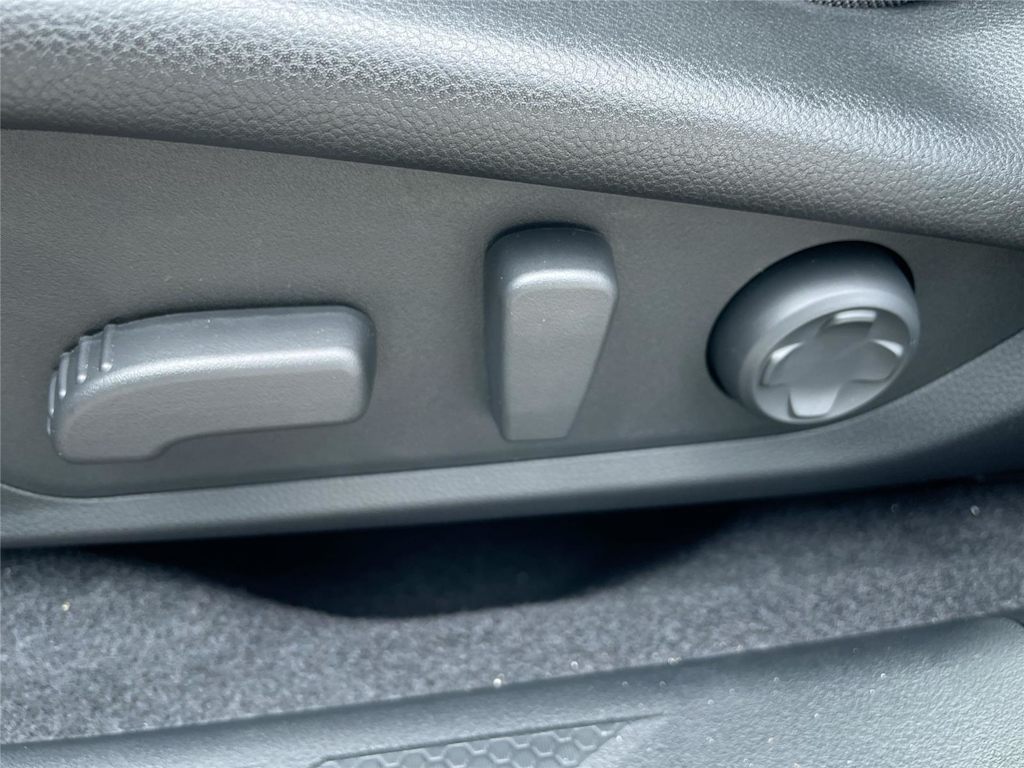 Thumbnail: 2026 Subaru Outback - 21