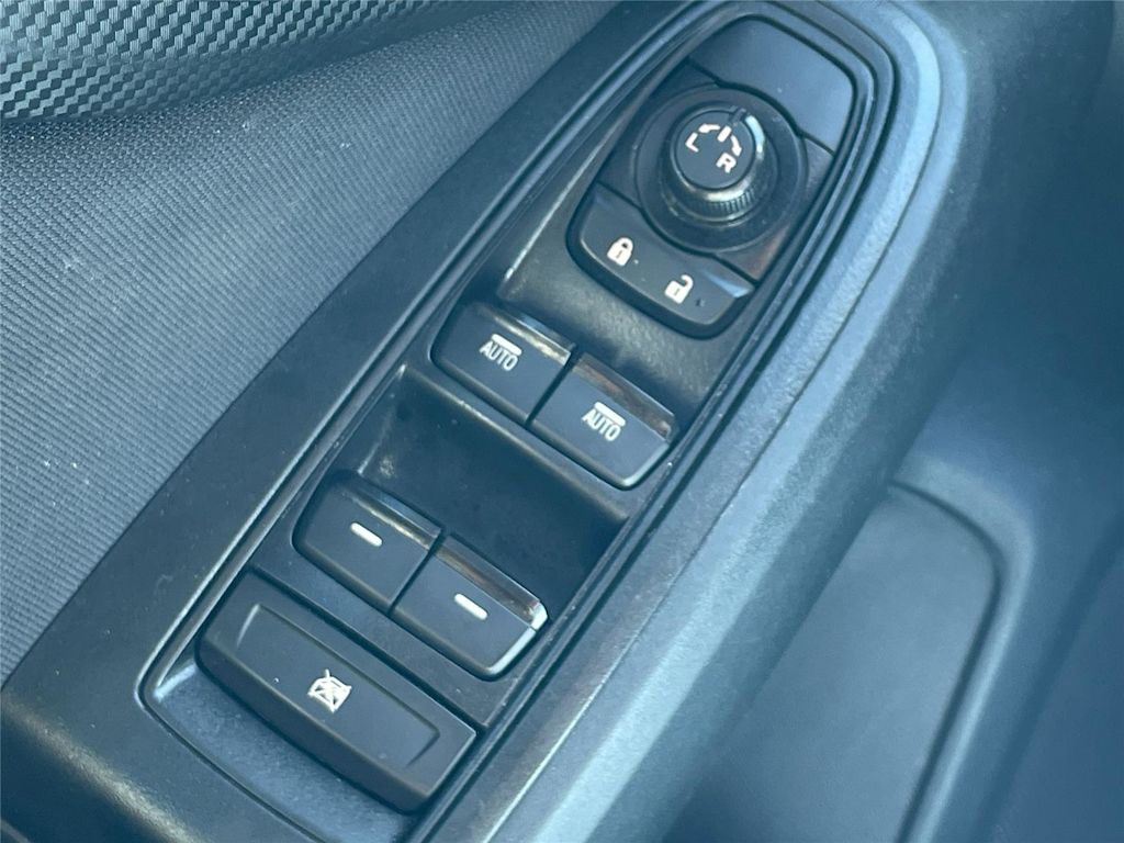 Thumbnail: 2019 Subaru Crosstrek - 22