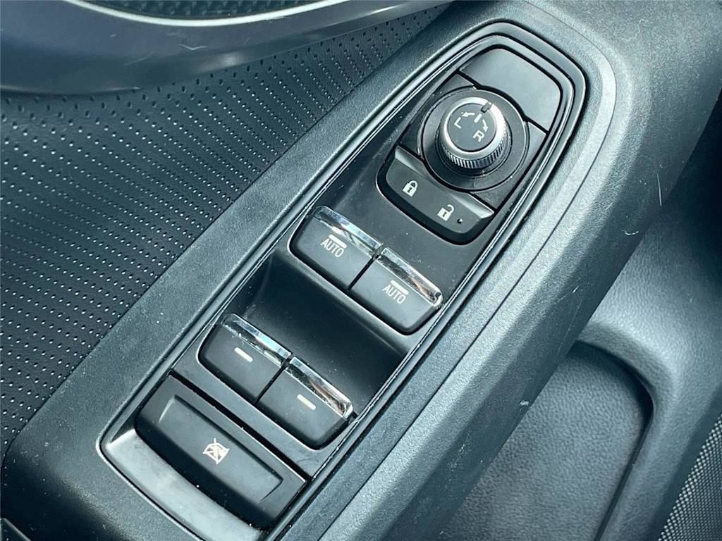 Thumbnail: 2019 Subaru Crosstrek - 21