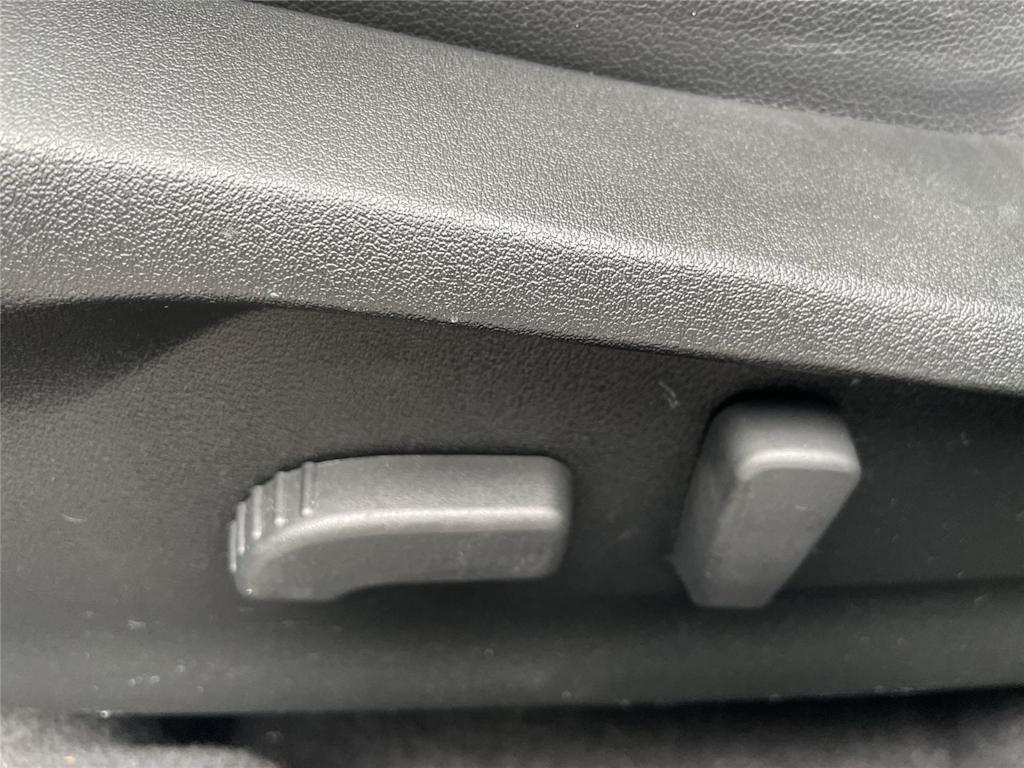 Thumbnail: 2023 Subaru Crosstrek - 22