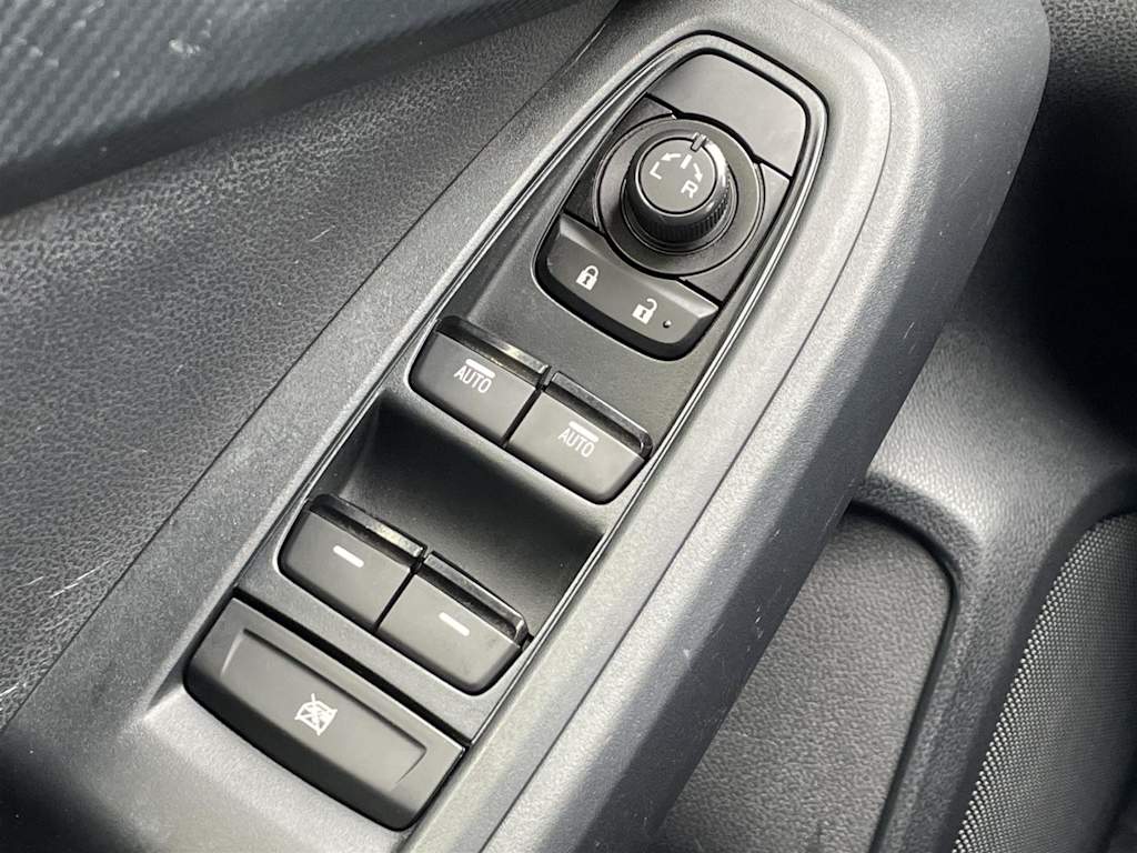 Thumbnail: 2024 Subaru Crosstrek - 18