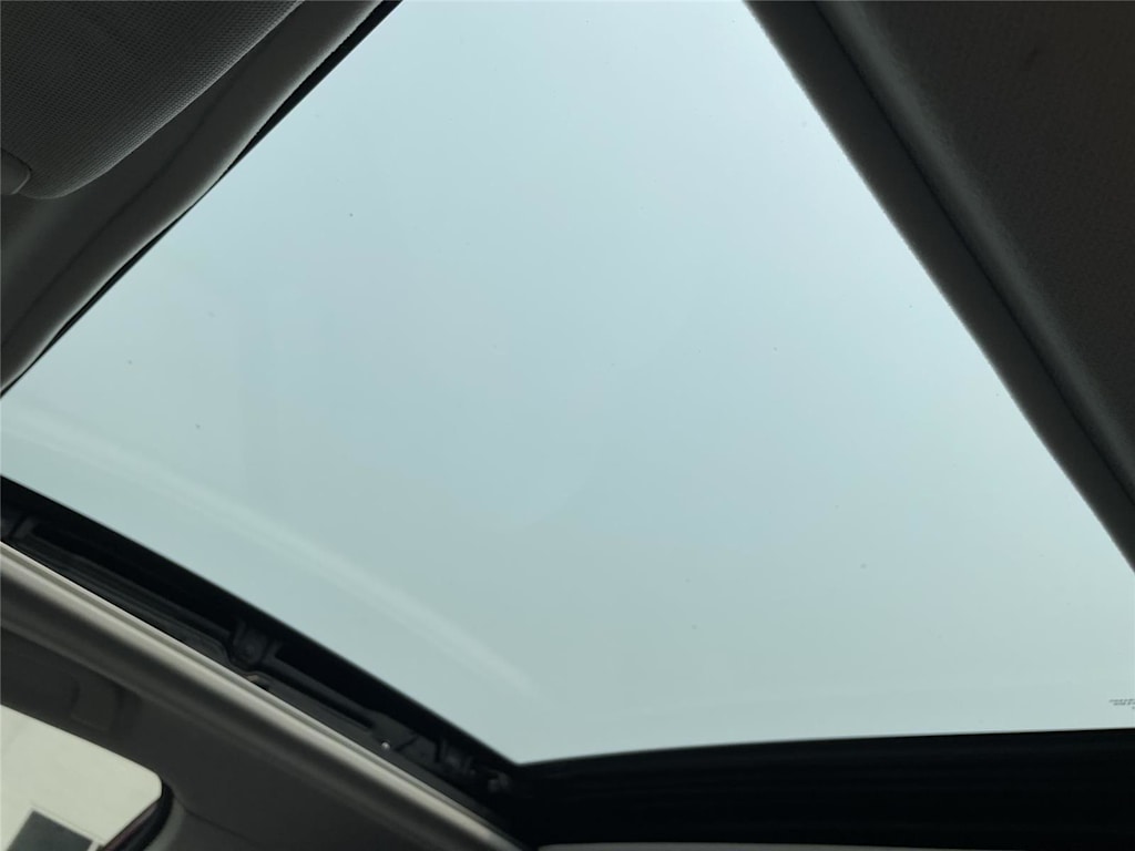 Thumbnail: 2015 Subaru Forester - 18