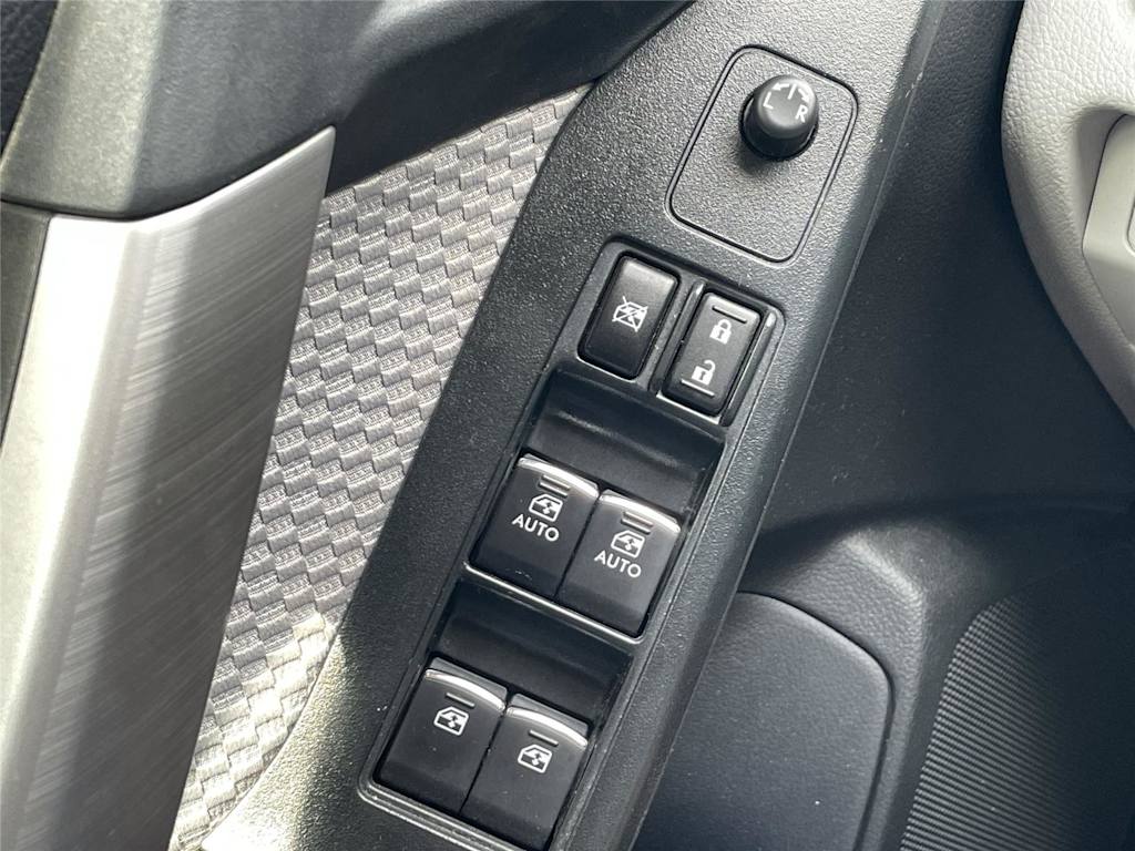 Thumbnail: 2017 Subaru Forester - 19