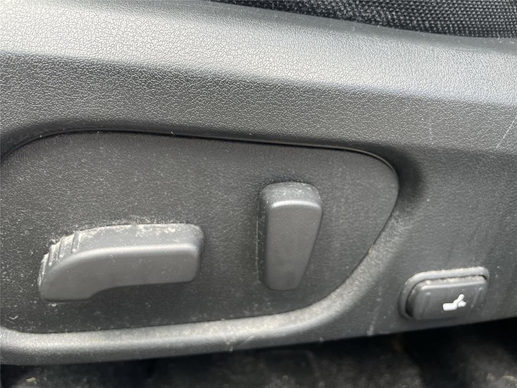 Thumbnail: 2018 Subaru Forester - 16