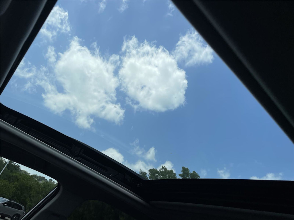 Thumbnail: 2018 Subaru Forester - 17