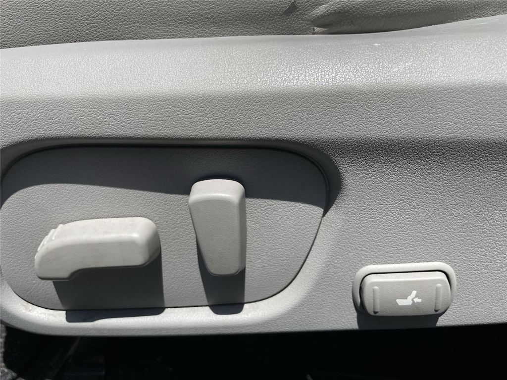 Thumbnail: 2015 Subaru Forester - 16