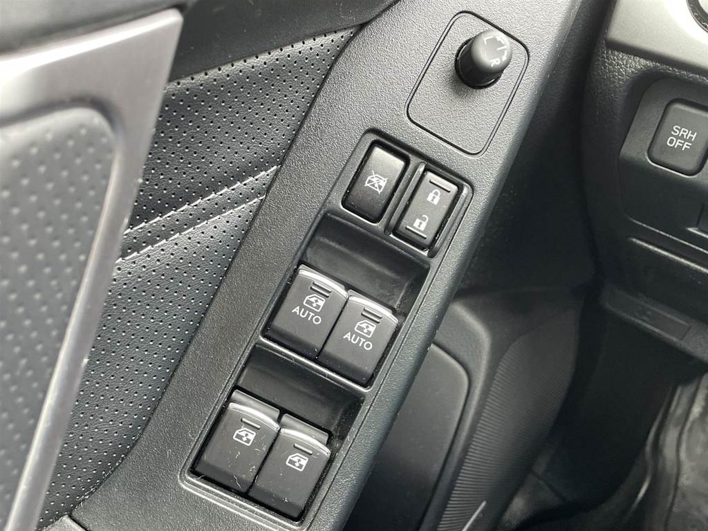 2017 Subaru Forester Touring 28