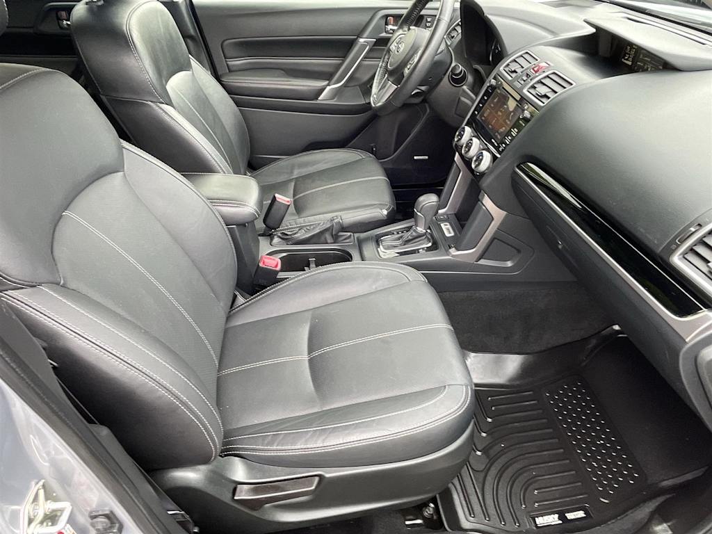 2017 Subaru Forester Touring 10