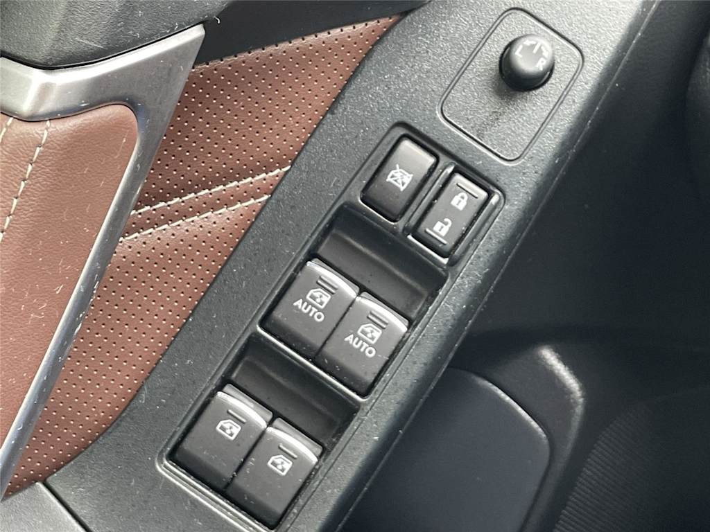 Thumbnail: 2018 Subaru Forester - 27