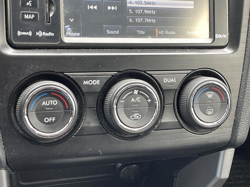 Thumbnail: 2015 Subaru Forester - 17