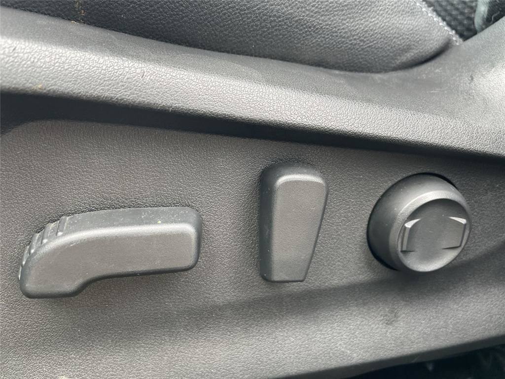 Thumbnail: 2020 Subaru Forester - 14