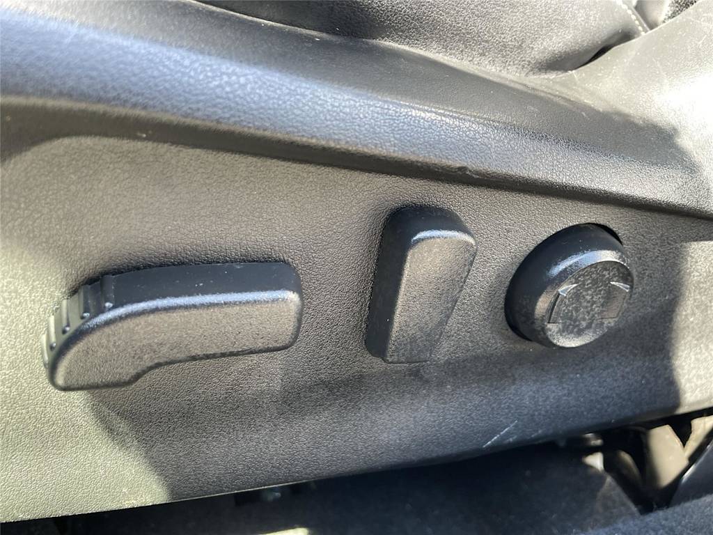 Thumbnail: 2022 Subaru Forester - 22