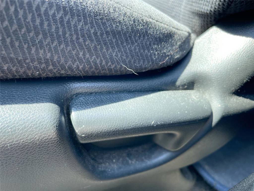 Thumbnail: 2012 Honda Fit - 15