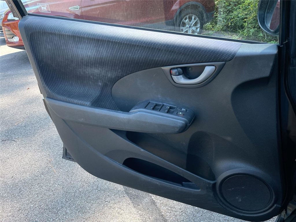 Thumbnail: 2012 Honda Fit - 18