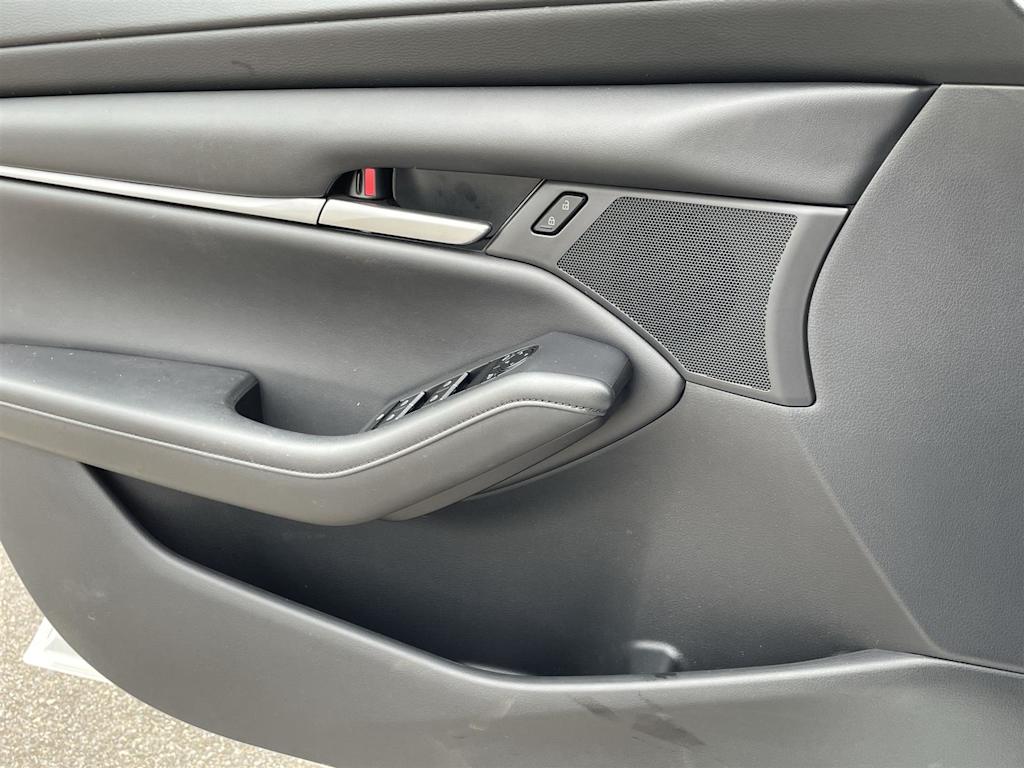 2022 Mazda Mazda3 Select 25